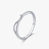 Anillo de Plata 925 con Líneas Escalonadas